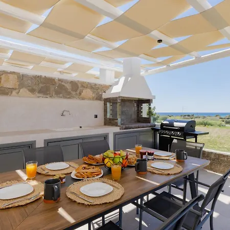 Vasaltis & Selestitis Villa