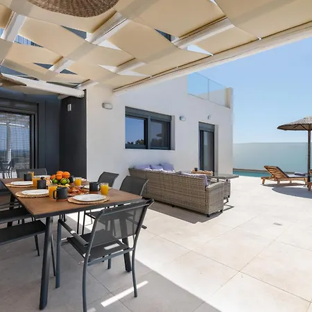 Vasaltis & Selestitis Villa Gennadi