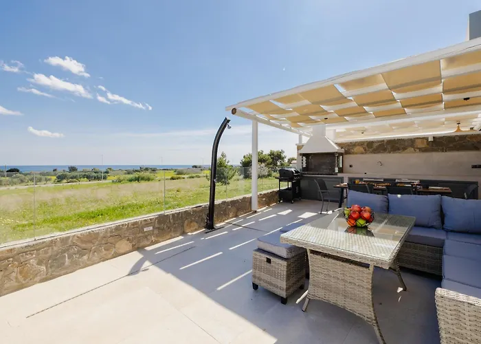 Vasaltis & Selestitis Villa Gennadi