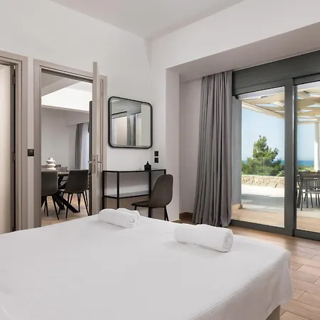 فيلة Vasaltis & Selestitis