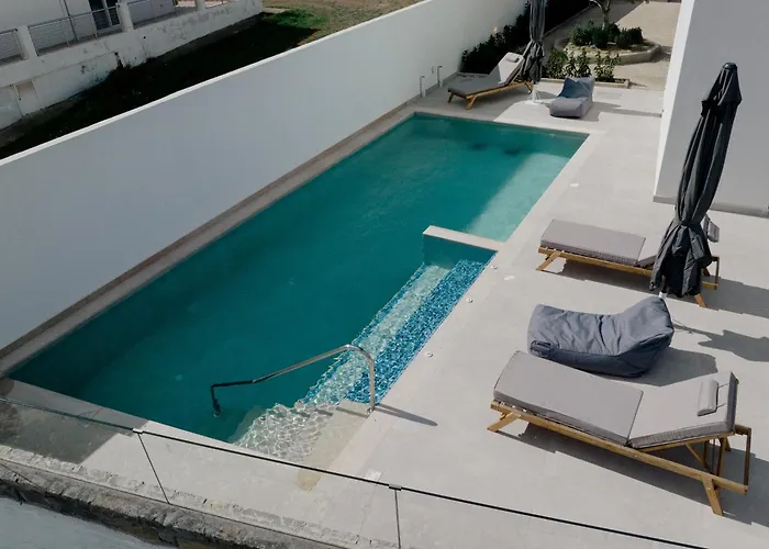 Vasaltis & Selestitis